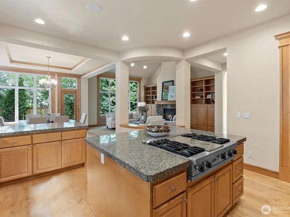 8407 SE 69th Place, Mercer Island WA 98040