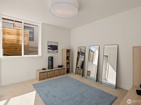 7335 21st Avenue NE, Seattle WA 98115