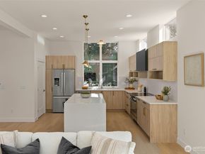7335 21st Avenue NE, Seattle WA 98115