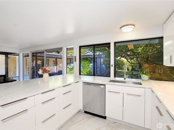 1829 SW 146th Street, Burien WA 98166