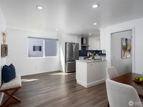11624 NE 145th Street, Kirkland WA 98034