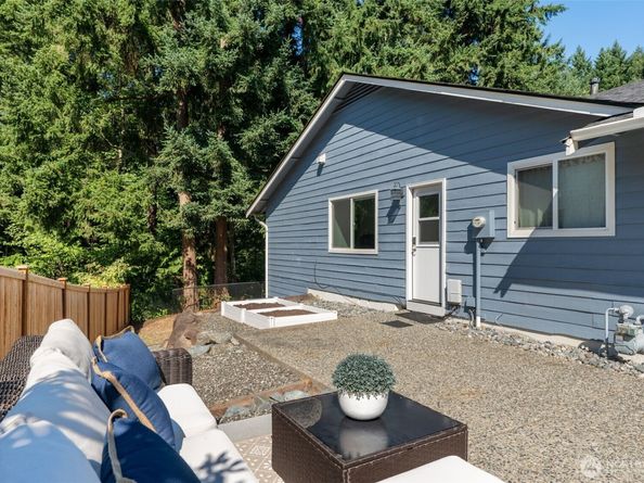 11624 NE 145th Street, Kirkland WA 98034
