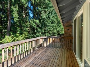 11624 NE 145th Street, Kirkland WA 98034