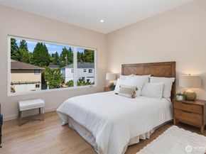 10120 NE 185th Street C, Bothell WA 98011