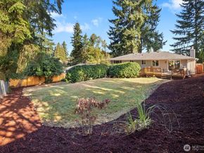 1302 Silver Lake Road, Everett WA 98208