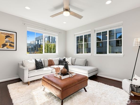 3410 SW Graham Street 801, Seattle WA 98126
