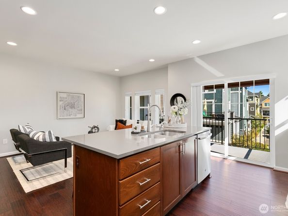 3410 SW Graham Street 801, Seattle WA 98126