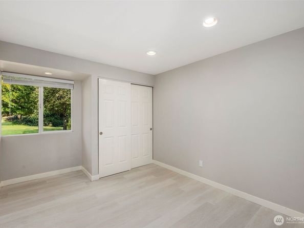 17145 NE 5th Place, Bellevue WA 98008