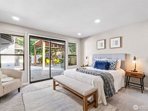 943 E Cherry Hill Street, Kent WA 98030
