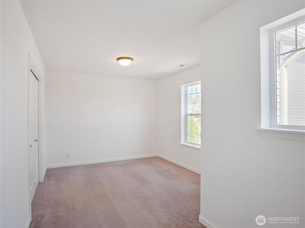 12437 SE 297th Place, Auburn WA 98092