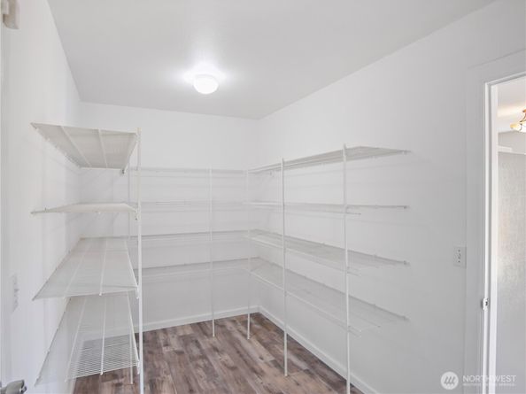 12437 SE 297th Place, Auburn WA 98092