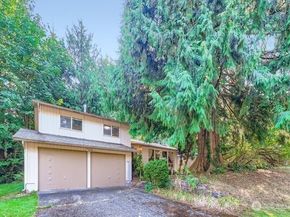 114 212th Street SE, Bothell WA 98021