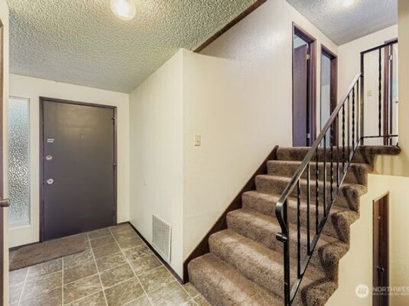 114 212th Street SE, Bothell WA 98021