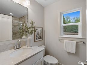 16017 124th (Lot 4) Avenue NE, Woodinville WA 98072