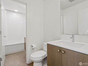 3641 22nd Avenue W Unit E, Seattle WA 98199