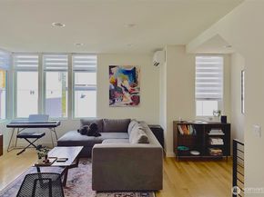 3641 22nd Avenue W Unit E, Seattle WA 98199