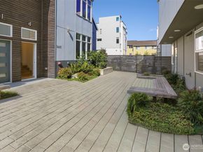 3641 22nd Avenue W Unit E, Seattle WA 98199