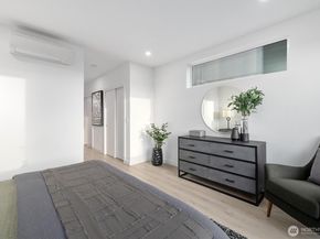 6614 Carleton Avenue S A, Seattle WA 98108