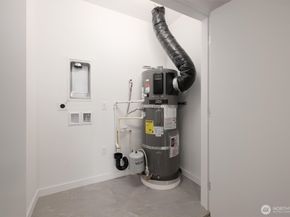 6614 Carleton Avenue S A, Seattle WA 98108