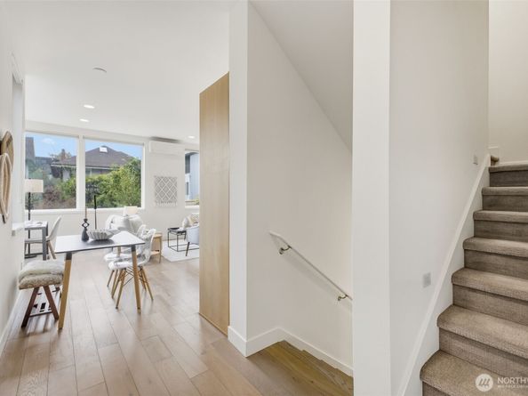 119 A 18th Avenue E, Seattle WA 98122