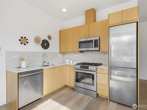 119 A 18th Avenue E, Seattle WA 98122