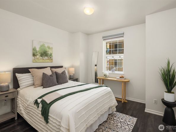 1800 NE 40th Street C1, Renton WA 98056