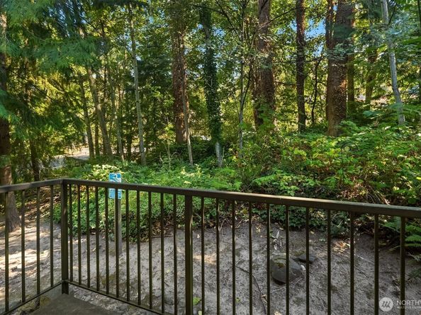 1800 NE 40th Street C1, Renton WA 98056