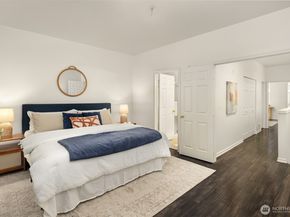 1800 NE 40th Street C1, Renton WA 98056