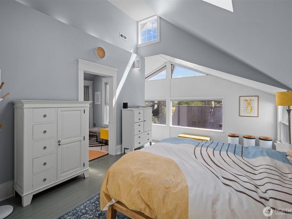 2517 NW 67th Street, Seattle WA 98117