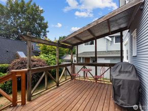 2517 NW 67th Street, Seattle WA 98117