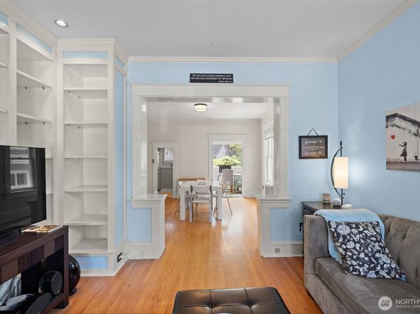 2517 NW 67th Street, Seattle WA 98117