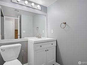 5628 SE 123rd Avenue, Bellevue WA 98006