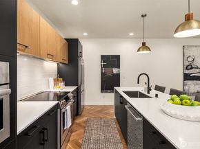 1721 NW 63rd Street, Seattle WA 98107
