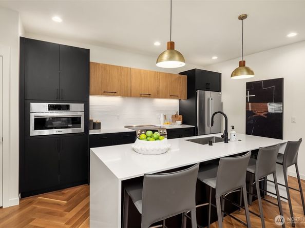 1721 NW 63rd Street, Seattle WA 98107