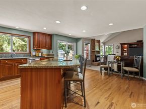 26008 SE 30th Street, Sammamish WA 98075