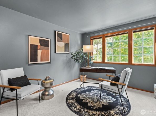 26008 SE 30th Street, Sammamish WA 98075