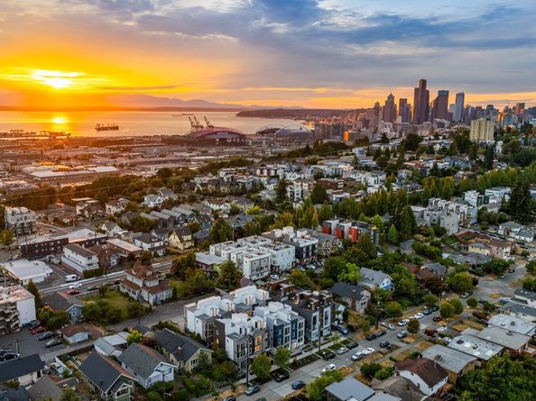 2339 16th Avenue S A, Seattle WA 98144