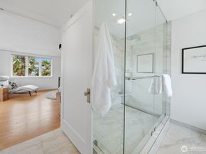4315 52nd Avenue NE, Seattle WA 98105