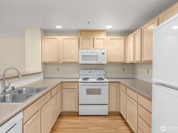 2001 120th Place SE 4304, Everett WA 98208