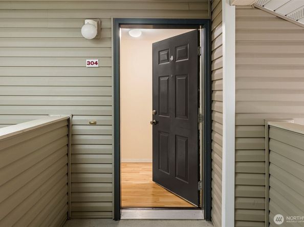 2001 120th Place SE 4304, Everett WA 98208