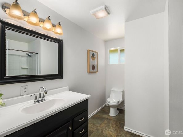 20101 95th Place NE, Bothell WA 98011