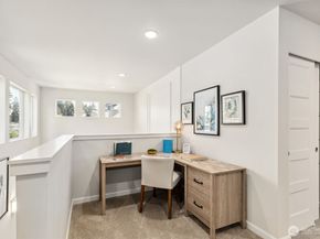 27018 30th Place S 32, Kent WA 98032