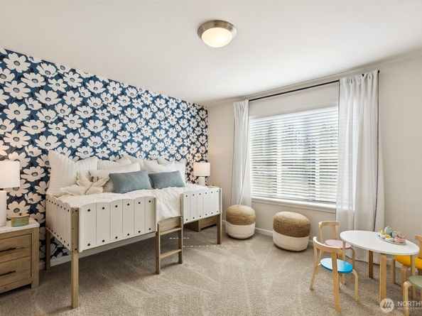 27018 30th Place S 32, Kent WA 98032