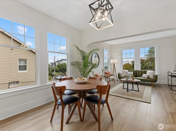 3252 13th Avenue W, Seattle WA 98119