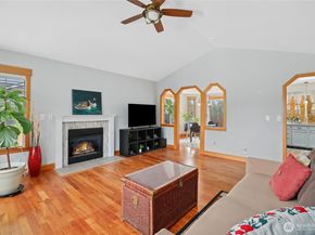 7270 E Raintree Lane, Port Orchard WA 98366