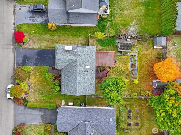 7270 E Raintree Lane, Port Orchard WA 98366