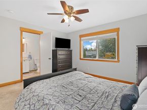 7270 E Raintree Lane, Port Orchard WA 98366