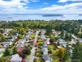 7270 E Raintree Lane, Port Orchard WA 98366