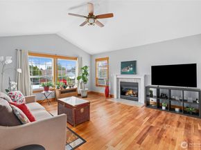 7270 E Raintree Lane, Port Orchard WA 98366