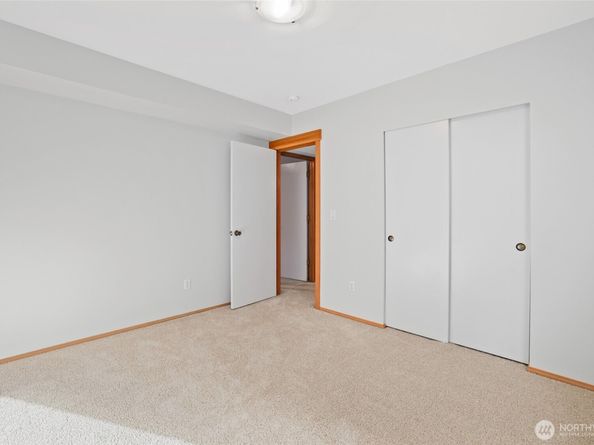 7270 E Raintree Lane, Port Orchard WA 98366